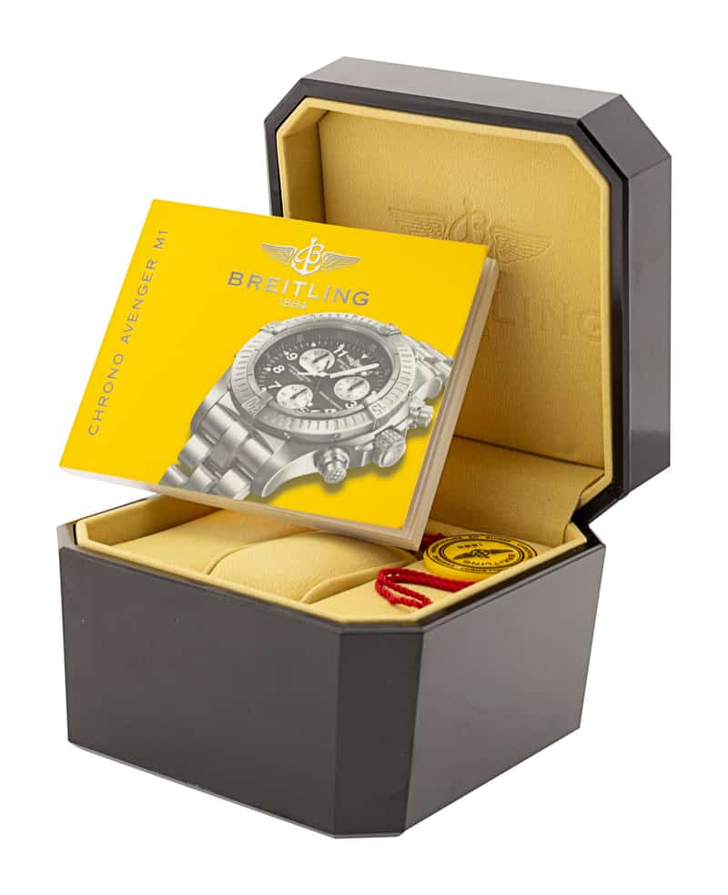 Breitling Chrono Avenger M1 E73360